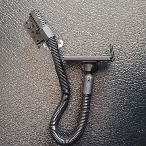 Flexible Black Grooming Tool Holder